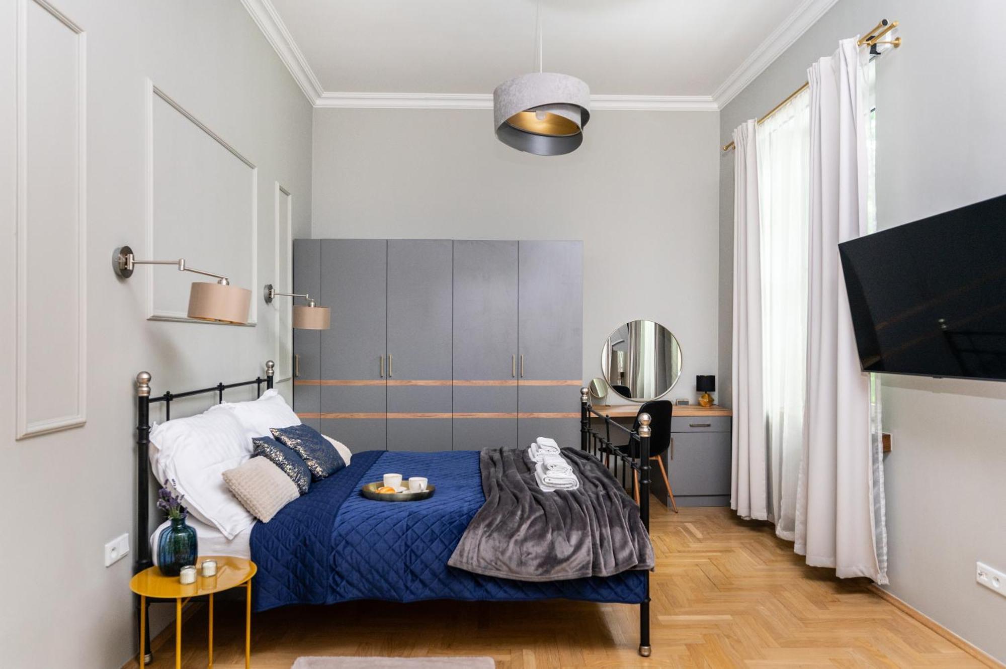 Old Town Luxury Apartment - Rynek Szewska Krakow Bagian luar foto